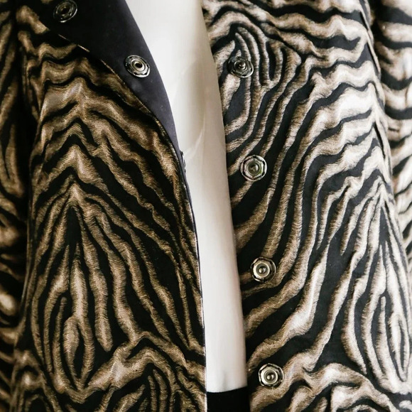Boss Hugo Boss Textured Zebra Print Cropped  Blazer - Picture 9 of 12